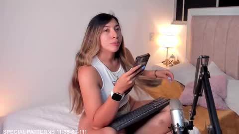 Snapshot of daniela_henaoo chatting on March 17, 3:11 am independent model online show from March 17, 3:11 am