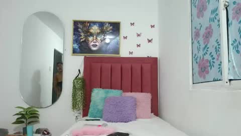 daniela_lan online show from November 9, 10:41 pm