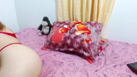Snapshot of daniela_pra chatting on April 1, 2:34 am daniela_pra online show from April 1, 2:34 am