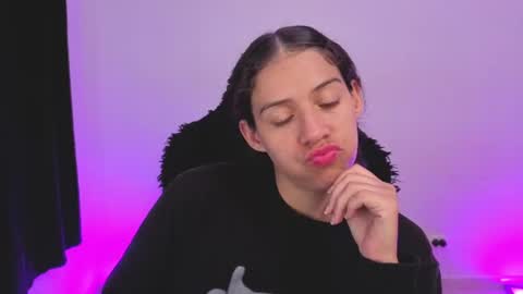 daniela_rivasthl online show from July 9, 2:48 am