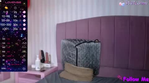 Snapshot of danielaa_a chatting on February 20, 3:23 am Daniela online show from February 20, 3:23 am
