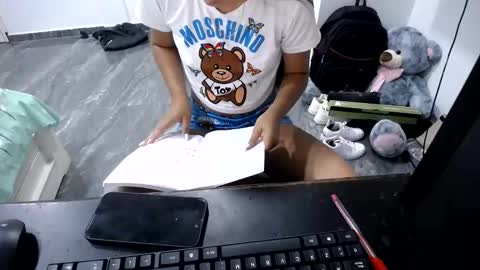 danielaa_foxx online show from June 8, 3:34 pm