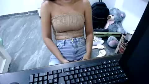 danielaa_foxx online show from June 11, 8:29 pm