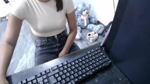 danielaa_foxx online show from July 23, 1:58 am