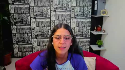 Snapshot of danielamonroe chatting on June 11, 2:53 am danielamonroe online show from June 11, 2:53 am
