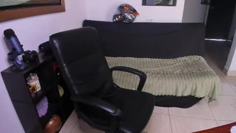 Snapshot of daniele_bunny chatting on June 23, 5:00 pm Daniele Bunny online show from June 23, 5:00 pm