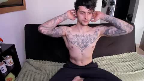 Snapshot of daniele_bunny chatting on July 2, 5:52 pm Daniele Bunny online show from July 2, 5:52 pm