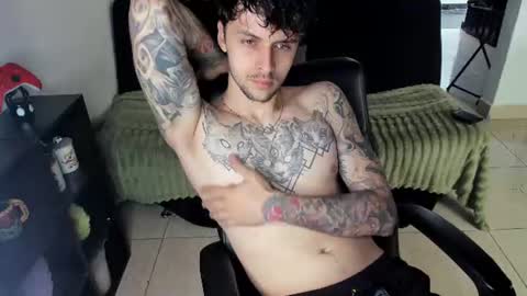 Snapshot of daniele_bunny chatting on July 8, 12:20 pm Daniele Bunny online show from July 8, 12:20 pm