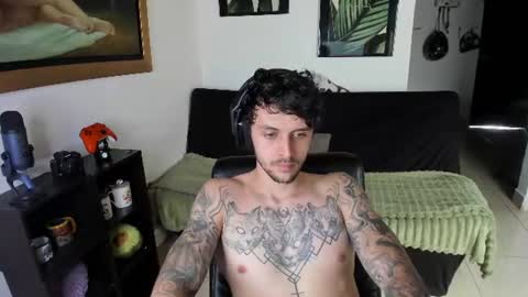 Snapshot of daniele_bunny chatting on July 14, 6:13 pm Daniele Bunny online show from July 14, 6:13 pm