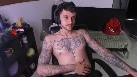 Snapshot of daniele_bunny chatting on July 27, 6:26 pm Daniele Bunny online show from July 27, 6:26 pm