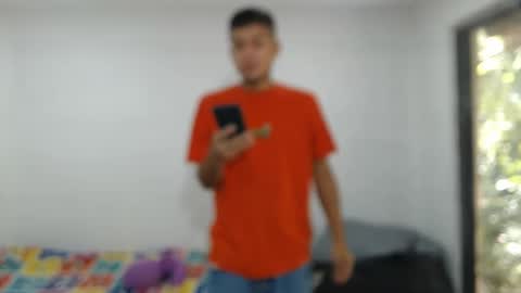 Snapshot of danielitopapii chatting on February 14, 3:05 pm danielitopapii online show from February 14, 3:05 pm