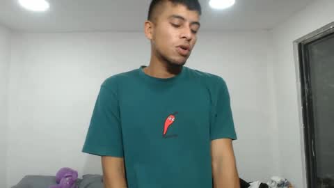 Snapshot of danielitopapii chatting on February 18, 10:58 pm danielitopapii online show from February 18, 10:58 pm