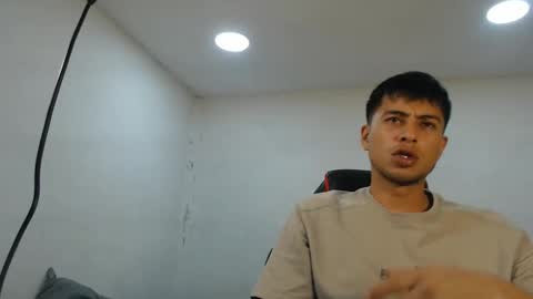 Snapshot of danielitopapii chatting on October 10, 12:31 am danielitopapii online show from October 10, 12:31 am