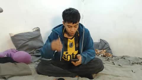 Snapshot of danielitopapii chatting on October 15, 9:31 am danielitopapii online show from October 15, 9:31 am