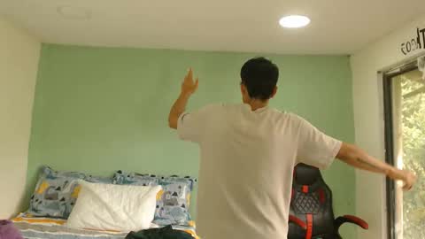 Snapshot of danielitopapii chatting on April 1, 8:17 pm danielitopapii online show from April 1, 8:17 pm