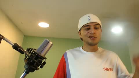 danielitopapii online show from June 16, 6:49 am