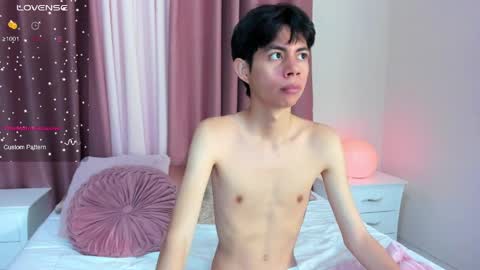 Snapshot of daniell_rdrig chatting on March 27, 1:22 pm Daniel online show from March 27, 1:22 pm