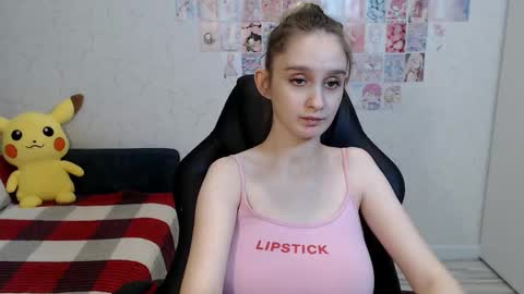 Snapshot of daniella_martin chatting on November 8, 6:57 am Daniella Martin online show from November 8, 6:57 am