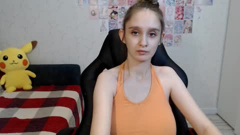 Snapshot of daniella_martin chatting on November 9, 4:33 am Daniella Martin online show from November 9, 4:33 am