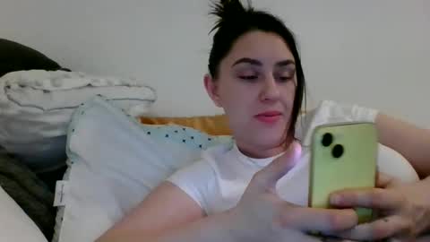 Snapshot of danielle2015 chatting on January 20, 5:04 am Your Wet Dream NEW Tight online show from January 20, 5:04 am