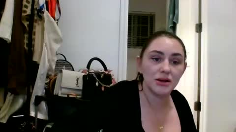 Snapshot of danielle2015 chatting on February 13, 2:40 am Your Wet Dream NEW Tight online show from February 13, 2:40 am