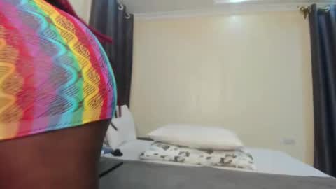 Snapshot of danielle_rock chatting on February 15, 7:17 pm danielle_rock online show from February 15, 7:17 pm