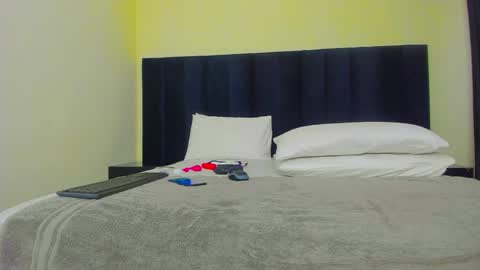 Snapshot of danielle_rock chatting on September 16, 11:33 am danielle_rock online show from September 16, 11:33 am