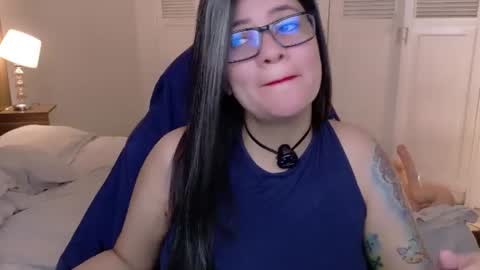 daniellerain online show from July 18, 10:08 am