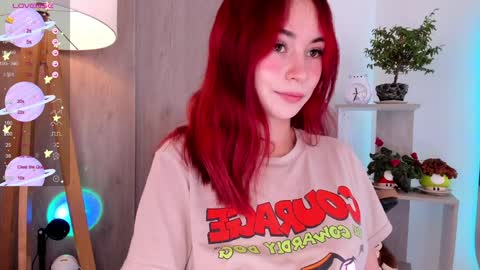 Snapshot of daniellerose_ chatting on December 5, 11:18 pm Danielle Rose online show from December 5, 11:18 pm