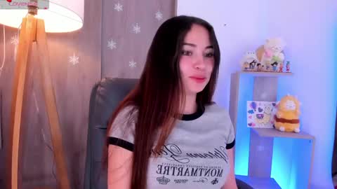 Danielle Rose online show from May 8, 11:10 pm