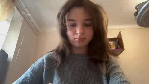 Mia online show from October 28, 7:01 am