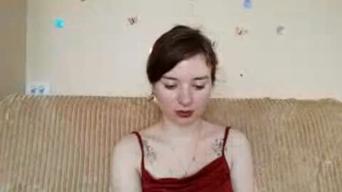 Mia online show from June 5, 1:17 pm