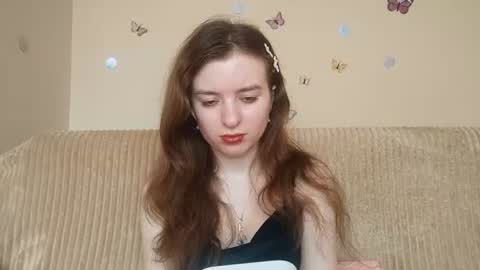 Mia online show from July 24, 7:28 am