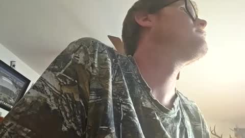 Daniel    y. online show from February 1, 9:13 pm