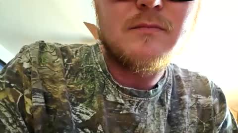 Snapshot of danielp_mod_cb chatting on February 24, 8:51 pm Daniel y. online show from February 24, 8:51 pm