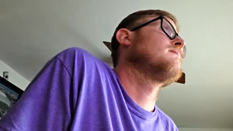 Snapshot of danielp_mod_cb chatting on March 3, 10:48 pm Daniel y. online show from March 3, 10:48 pm