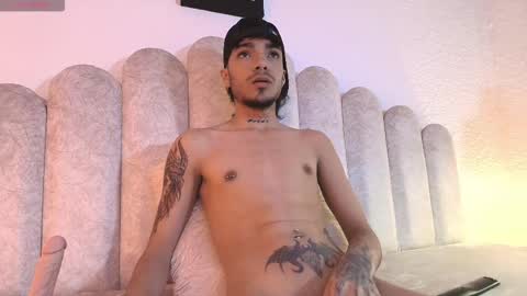 daniels_gil online show from September 19, 4:03 am