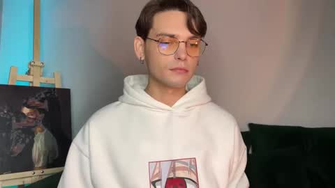 Snapshot of danieltuckerr chatting on October 13, 11:16 pm danieltuckerr online show from October 13, 11:16 pm