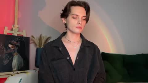 danieltuckerr online show from February 10, 5:17 pm