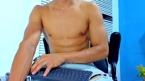 Dani online show from December 19, 10:13 am