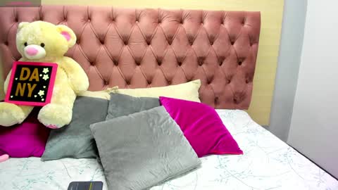 DaniiBelluci  online show from January 13, 7:43 am