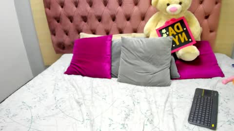 DaniiBelluci  online show from February 20, 4:28 am