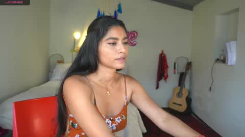 Snapshot of daniisla chatting on February 10, 9:15 pm danalle .. online show from February 10, 9:15 pm