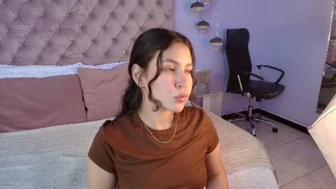 Snapshot of danika_x chatting on June 22, 1:29 am Danika online show from June 22, 1:29 am