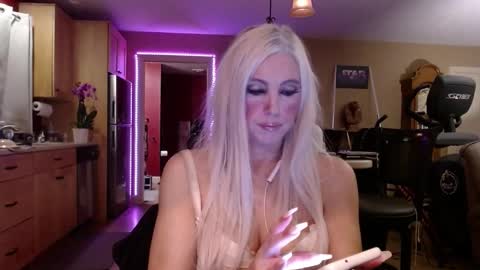 DanikaWhite69 online show from February 17, 5:58 am