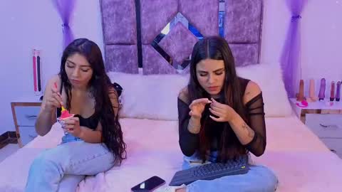 Danilu and Eva online show from September 25, 8:12 pm