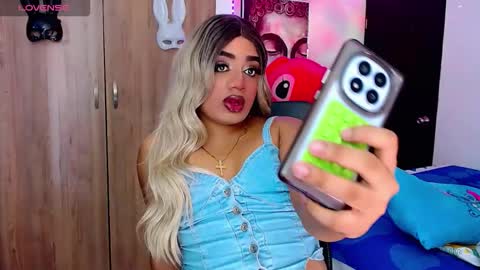 danipein online show from October 26, 12:11 pm