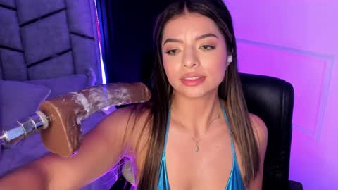 Snapshot of daniphoenixx chatting on January 25, 2:15 am Dani Phonenix online show from January 25, 2:15 am
