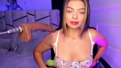Snapshot of daniphoenixx chatting on February 3, 7:31 pm Dani Phonenix online show from February 3, 7:31 pm