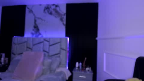 Snapshot of daniphoenixx chatting on February 22, 8:09 pm Dani Phonenix online show from February 22, 8:09 pm